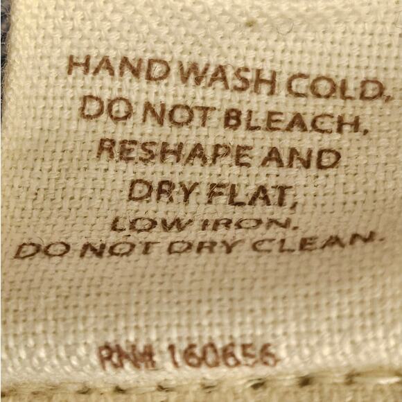 BRIT.NY WOMEN'S BLUE JEAN JACKET W/ SEWN ART CHAIN DESIGN PATCH ON BACK SIZE XS - Picture 7 of 8